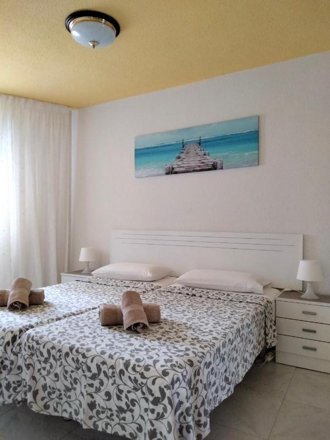 Torres De Yomely Playa Las Americas Плая де лас Америкас Екстериор снимка